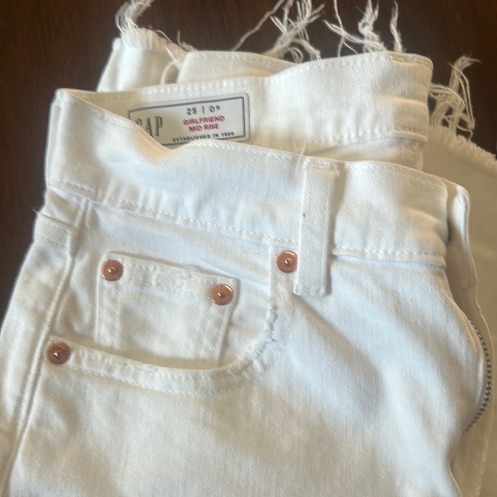 GAP Classic White Mid Rise Jeans